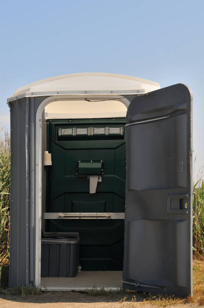 Best Luxury portable toilet rental  in Harkers Island, NC